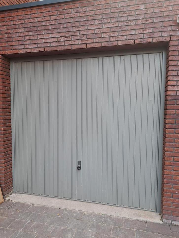 Hörmann elektrische garagedeur – 2500 x 2375 mm, Doe-het-zelf en Verbouw, Rolluiken, Zo goed als nieuw, 200 cm of meer, 200 cm of meer