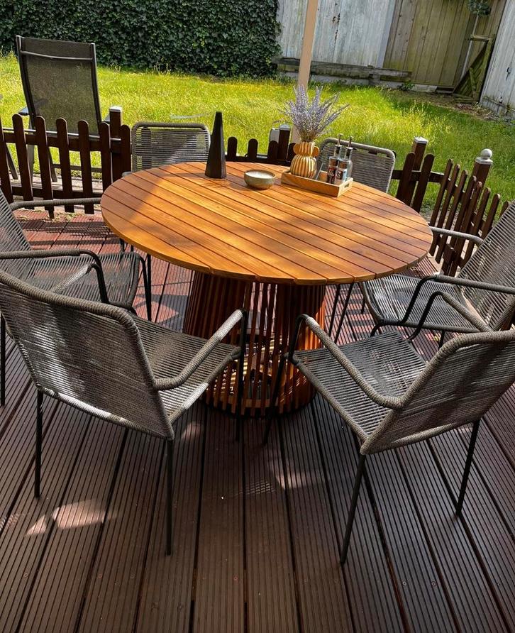 Mooie tuinset met 6 stoelen - 1 jaar oud, Tuin en Terras, Tuinsets en Loungesets, Zo goed als nieuw, Ophalen