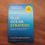 Blue Ocean Strategy - Kim & Mauborgne, Boeken, Ophalen of Verzenden, Zo goed als nieuw, Management, W. Chan Kim & Renée Mauborgne