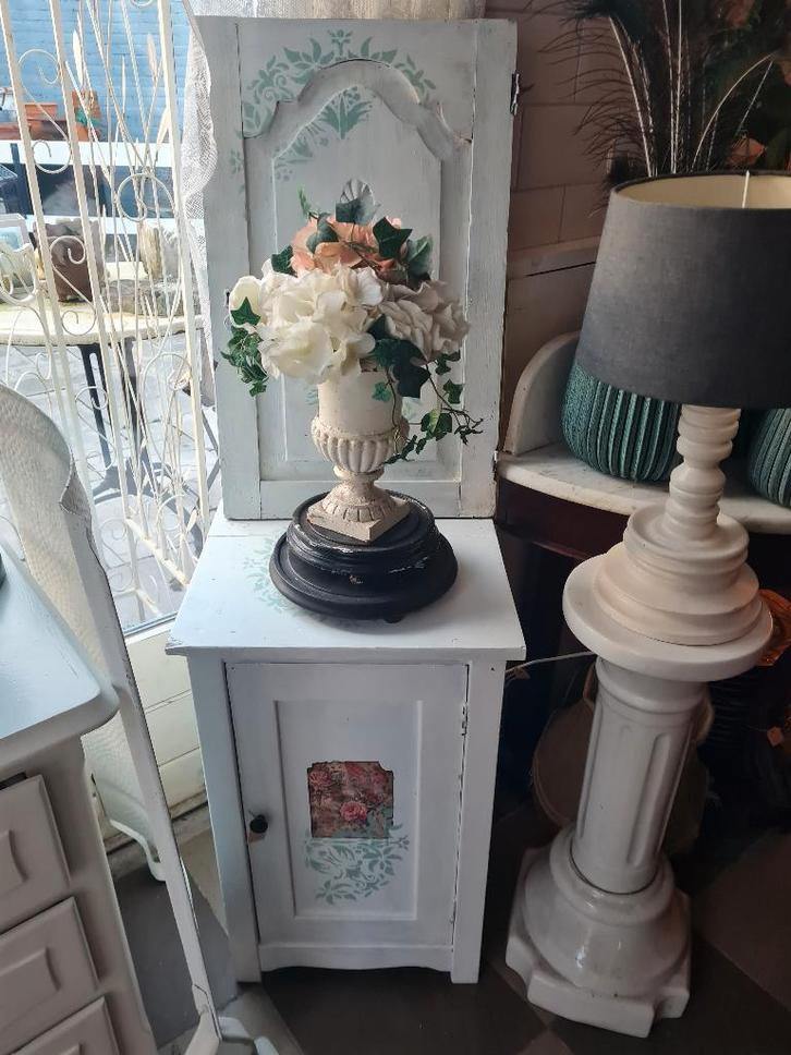 Antiek nachtkastje, Antiek en Kunst, Curiosa en Brocante, Ophalen of Verzenden