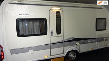 HOBBY de LUXE 460 UFE 2011 VASTBED RONDZIT MOVER TOP beschikbaar voor biedingen