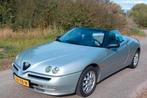 Alfa Romeo Spider 916 2.0 ts met nieuwe APK inruil mogelijk, Auto's, Alfa Romeo, Voorwielaandrijving, Elektrische ramen, Zwart