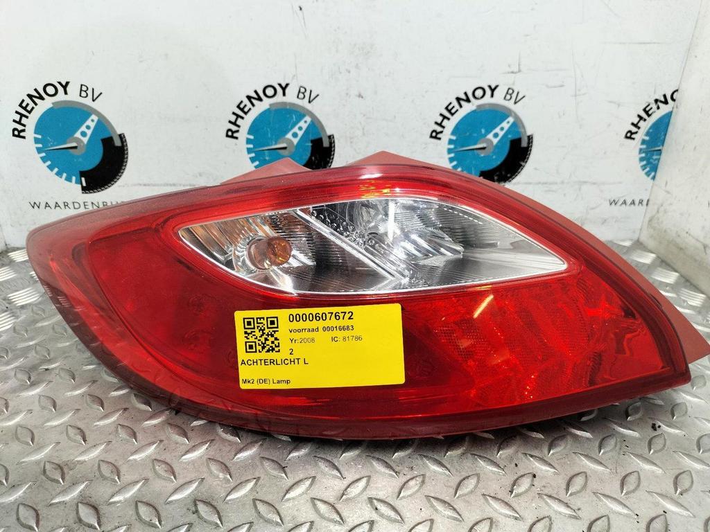 MAZDA 2 1.3 S-VT Olympia Sport ACHTERLICHT L 2008, Ophalen of Verzenden, Gebruikt, Stiba lid