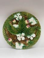 Vintage Frans Art Nouveau Majolica Bord ‘ Fraise ‘ wandbord, Ophalen of Verzenden