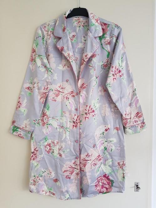 Lange pyjamajas / nachtjapon voor dames -- maat S / M / L--, Kleding | Dames, Pyjama's, Gedragen, Ophalen of Verzenden