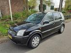 Ford Fusion 1.6-16V + Apk + Airco + Trekhaak - VASTE PRIJS !, Auto's, Ford, Voorwielaandrijving, 1596 cc, Zwart, 100 pk
