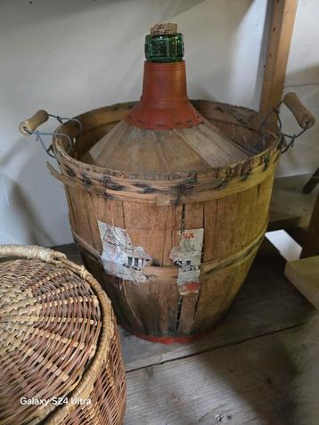 Gistfles in Mand beschikbaar voor biedingen