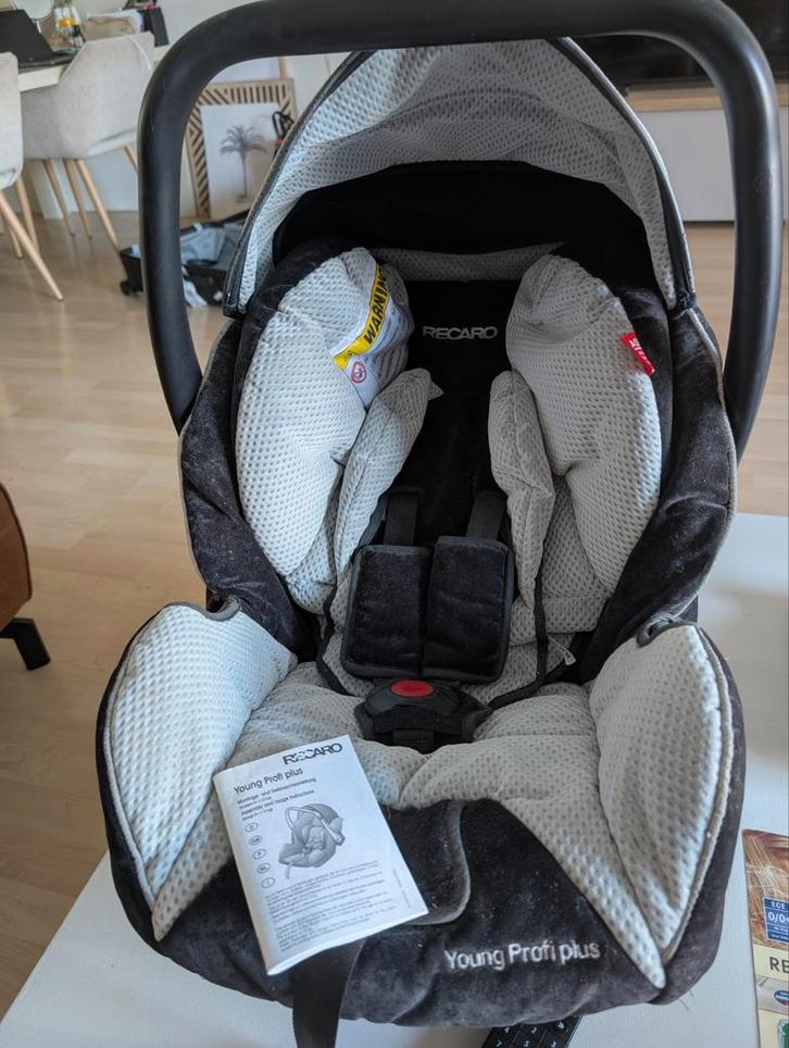 Recaro Young Profi Plus Autostoel / maxicosi, Kinderen en Baby's, Autostoeltjes, Gebruikt, Romer, 0 t/m 13 kg, Autogordel, Zijbescherming