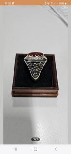 Zilveren ring met adelaar edelsteen, 18 tot 19, Ophalen of Verzenden, Zo goed als nieuw, Dame of Heer