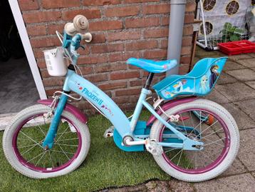 Leuke frozen meisjes fiets beschikbaar voor biedingen