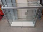 Stevige vitrinekast verstelbaar., Huis en Inrichting, Ophalen, 50 tot 100 cm, Glas, Minder dan 100 cm