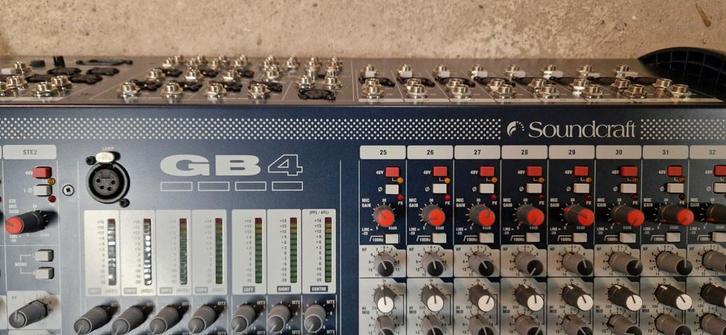 soundcraft GB4-32, Muziek en Instrumenten, Mengpanelen, Zo goed als nieuw, 20 kanalen of meer, Ophalen of Verzenden