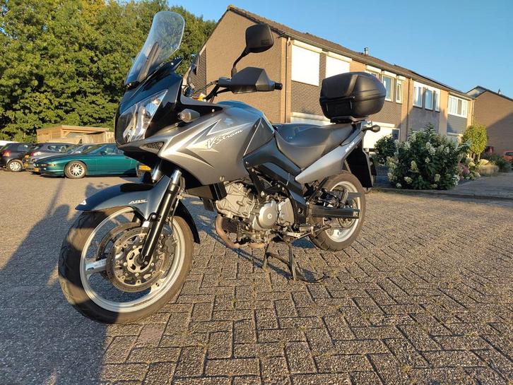 Suzuki dl 650 v-strom abs handvatverwarming inruil mogelijk, Motoren, Motoren | Honda, Particulier, Toermotor, meer dan 35 kW