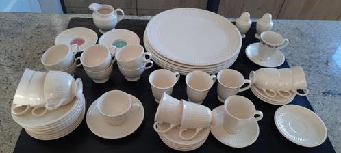 WEDGWOOD EDME PLAIN, Huis en Inrichting, Keuken | Servies, Zo goed als nieuw, Overige typen, Wedgwood, Aardewerk, Ophalen of Verzenden