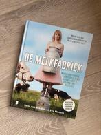 Sofie van den Enk - De melkfabriek, 3 tot 4 jaar, Sofie van den Enk; Eva Munnik, Ophalen of Verzenden, Zo goed als nieuw