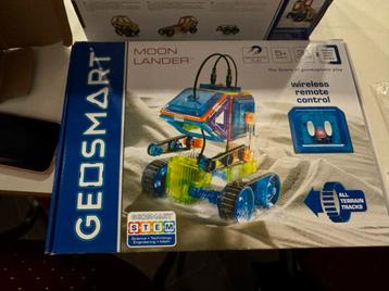GeoSmart Moon Lander - Magnetisch Constructiespeelgoed beschikbaar voor biedingen