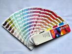Te koop pantone kleurenwaaier, Ophalen of Verzenden, Zo goed als nieuw