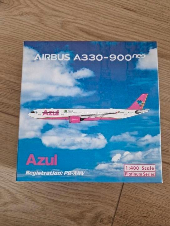 Phoenix 1:400 Azul Pink Airbus A330-900neo, Verzamelen, Luchtvaart en Vliegtuigspotten, Nieuw, Schaalmodel, Ophalen of Verzenden