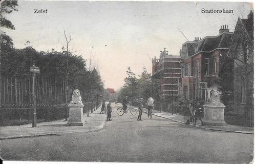 Zeist, Stationslaan met Leeuwen t.o. Stationsplein. 1920, Verzamelen, Ansichtkaarten | Nederland, Gelopen, Utrecht, Voor 1920