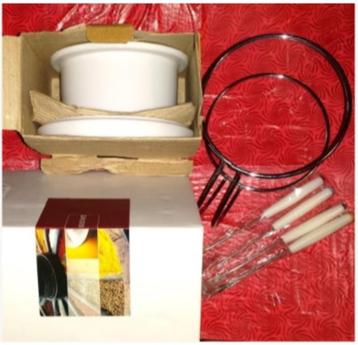 FonDue Pan met accessoires Fondueset Fondue Set, nog borden beschikbaar voor biedingen