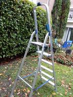 Altrex 806, 5 treden huishoudtrap als NIEUW, Doe-het-zelf en Verbouw, Ladders en Trappen, Ophalen, Zo goed als nieuw, Minder dan 2 meter