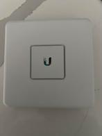 Unifi Security Gateway USG Router, Computers en Software, Routers en Modems, Ophalen of Verzenden, Gebruikt, Router