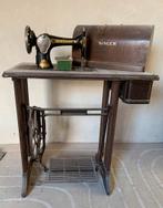 Antieke Singer trap naaimachine, Antiek en Kunst, Antiek | Naaimachines, Ophalen of Verzenden