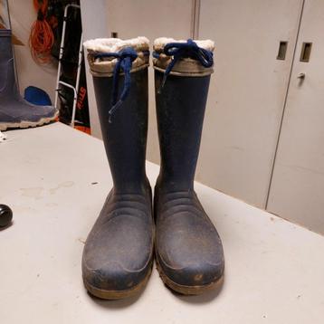 Gevoerde regenlaarzen maat 35 beschikbaar voor biedingen