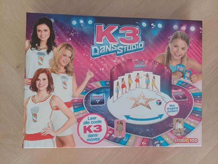 Spel K3 dansstudio van Studio 100, Hobby en Vrije tijd, Gezelschapsspellen | Bordspellen, Gebruikt, Een of twee spelers, Drie of vier spelers
