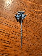 Vintage Massey Ferguson Speldje, Verzamelen, Speldjes, Pins en Buttons, Ophalen of Verzenden, Gebruikt, Merk, Speldje of Pin