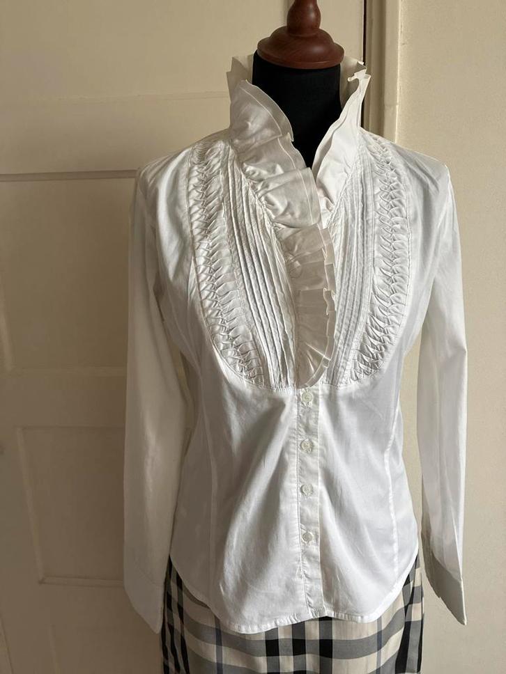 Witte blouse met ruches en opstaande kraag maat 36, Kleding | Dames, Blouses en Tunieken, Zo goed als nieuw, Maat 36 (S), Wit