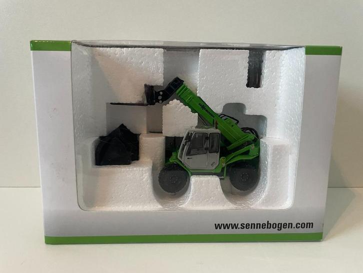 Sennebogen 305 Multihandler van Brami, Hobby en Vrije tijd, Modelauto's | 1:50, Nieuw, Hijskraan, Tractor of Landbouw, Overige merken