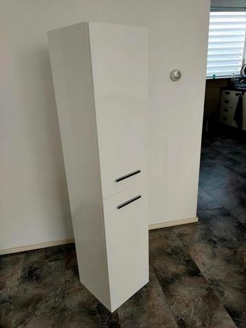Nieuw in doos Witte Differnz Luka badkamer kast  beschikbaar voor biedingen