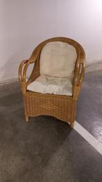 Rieten stoel / fauteuil (met kussen)., Ophalen, Gebruikt, Overige kleuren, Riet of Rotan