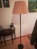 Vloerlamp met kap., Huis en Inrichting, Lampen | Vloerlampen, Ophalen, Zo goed als nieuw, 150 tot 200 cm