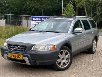 Volvo XC70 2.4 D5 Automaat bonkt Cruise Leer LMV