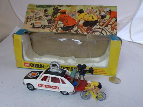 1968 Corgi Toys Giftset 13-A RENAULT 16 TOUR DE FRANCE., Hobby en Vrije tijd, Modelauto's | 1:43, Zo goed als nieuw, Auto, Corgi