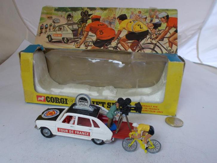 【中古】CORGI TOYS RENAULT 16 TOUR DE FRANCE VINTAGE CORGI TOYS GIFT SET 13 RENAULT 16 TOUR DE FRANCE