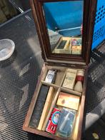 Houten inklapbare spiegel in kistje met scheer accessoires, Ophalen, Minder dan 100 cm