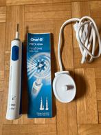 Oral B | elektrische randenborstel | Trizone 500-700, Ophalen of Verzenden, Gebruikt, Tandenborstel