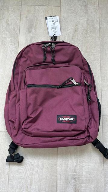 Nieuw! Eastpak schooltas Morius paars 34l. 15‘‘ laptopvak beschikbaar voor biedingen