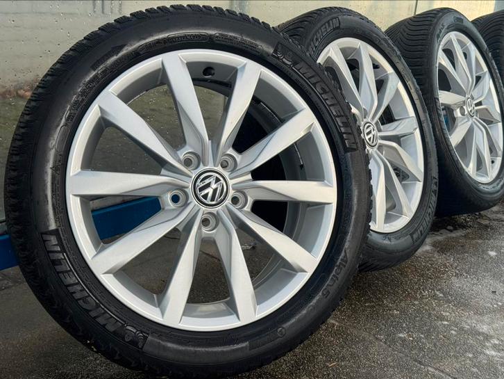 Volkswagen Dijon velgen 17 Inch 5x112 Golf Caddy Touran, Auto-onderdelen, Banden en Velgen, Banden en Velgen, Winterbanden, 17 inch