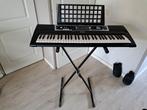 Yamaha keyboard op standaard, Muziek en Instrumenten, Keyboards, Ophalen, Zo goed als nieuw, 61 toetsen, Yamaha