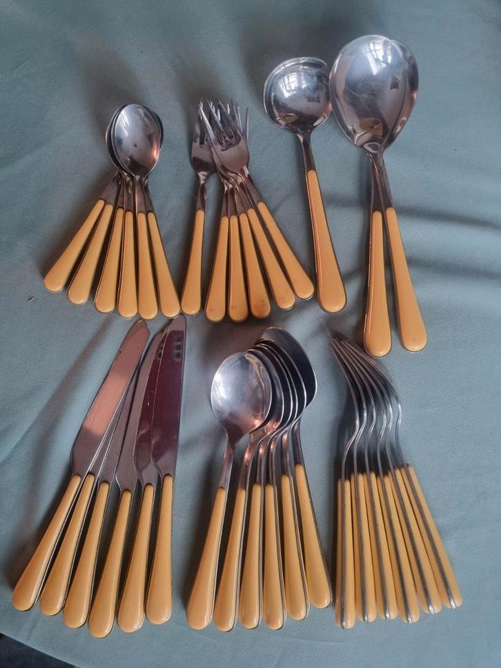 Complete 6 pers tafelbestek, Antiek en Kunst, Antiek | Bestek, Ophalen of Verzenden