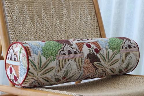 Multicolour jacquard rolkussen, Huis en Inrichting, Woonaccessoires | Kussens, Nieuw, Rood, Cilindervormig, Ophalen of Verzenden