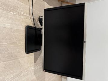 Monitor pc beschikbaar voor biedingen