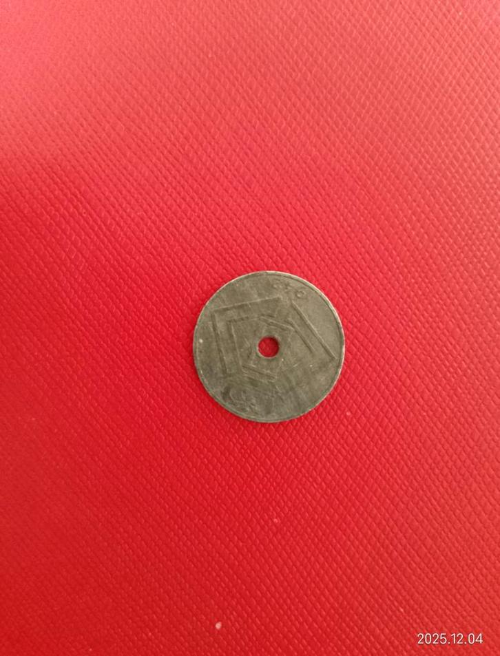 Oude munt met gat, Postzegels en Munten, Munten | Europa | Niet-Euromunten, Ophalen of Verzenden