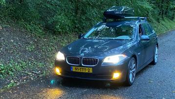 BMW 528i Touring High Executive - panoramadak comfortstoelen beschikbaar voor biedingen