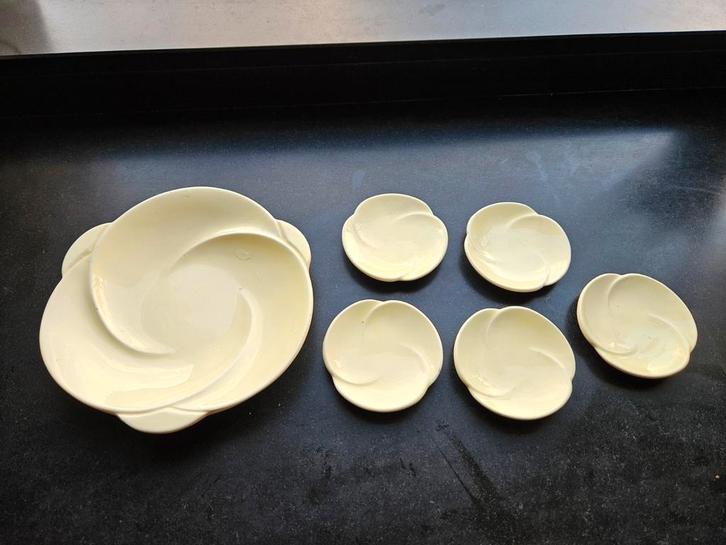 Vintage Zeller Keramik bloemvorm gebaksbordjes set (6-delig), Antiek en Kunst, Antiek | Keramiek en Aardewerk, Ophalen of Verzenden