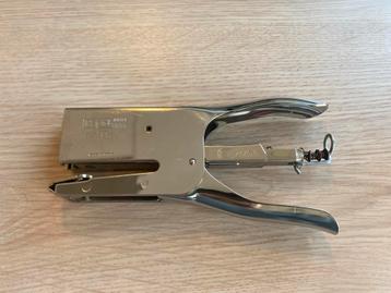 Rapid Classic 1 Nietmachine beschikbaar voor biedingen